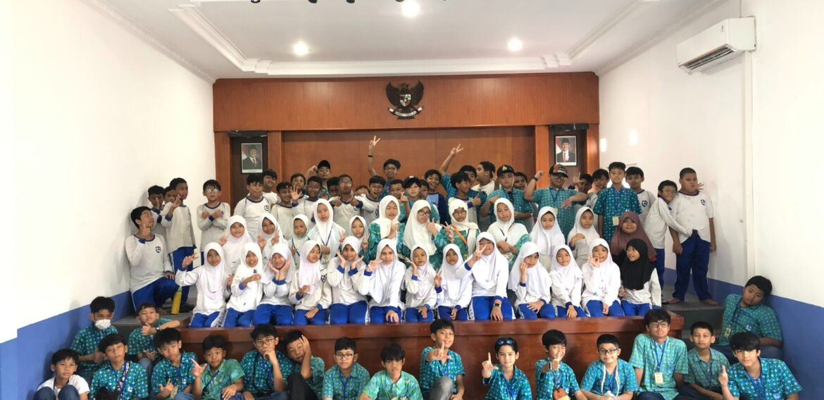 Students Trip SD Lazuardi GCS: Bukan Sekadar Wisata Edukasi, Melainkan Mempererat Silaturahmi
